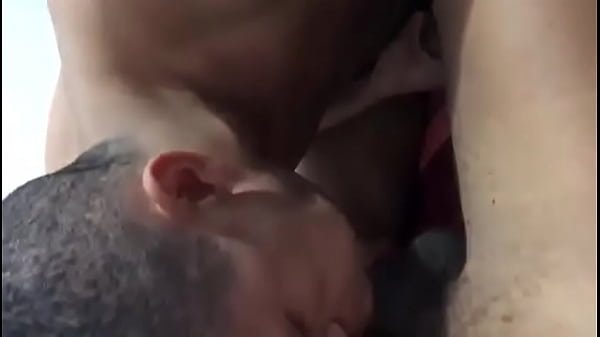 Sexo gay com colegiais depois da aula 