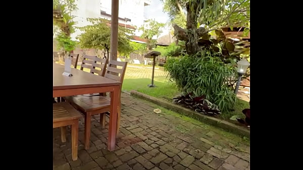 Nonton Can You Guess The Vibrator? Suck My Dick For The Hint - Hot Or Cold thumbnail