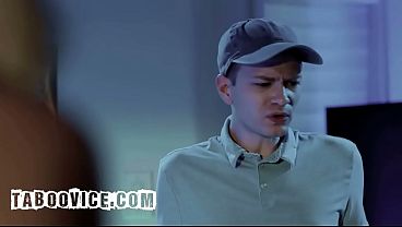 Pervy stud accidentally creampies in nerdy babe pussy 