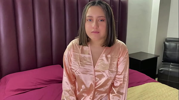 Nonton La Chica Latina A La Que Alquil&eacute; Mi Apartamento, En Lugar De Pagarme, Decidi&oacute; Follarme. thumbnail