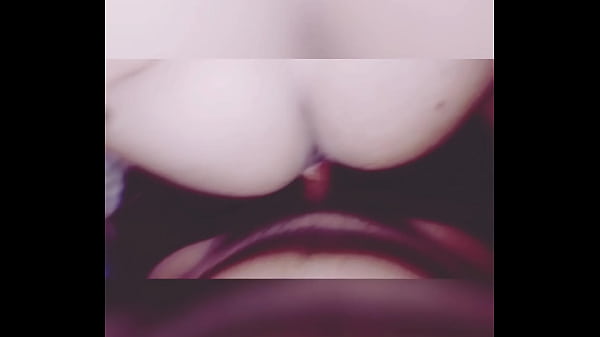 Creampie her pussy while doggy style. 