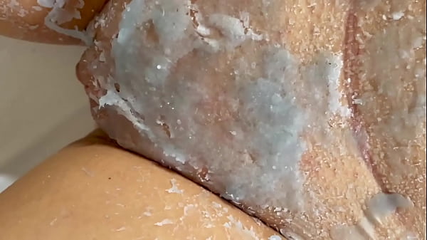 Shione cooper busty pornstar first time waxing boobs and pussy