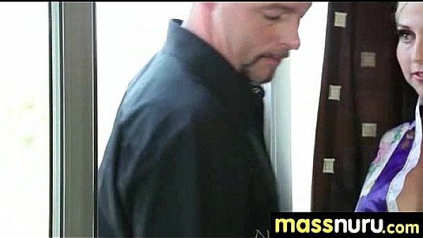 Amateur hookup gives happy ending massage 10 