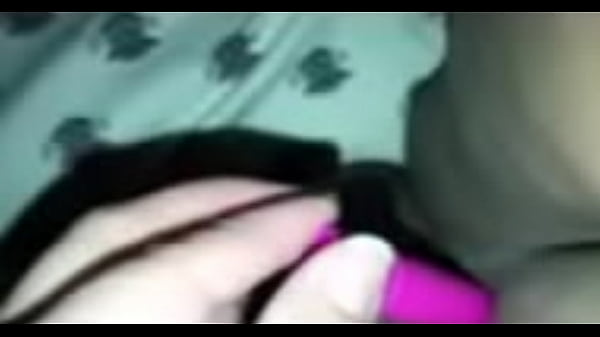 Bbw wife plays with her fat pussy