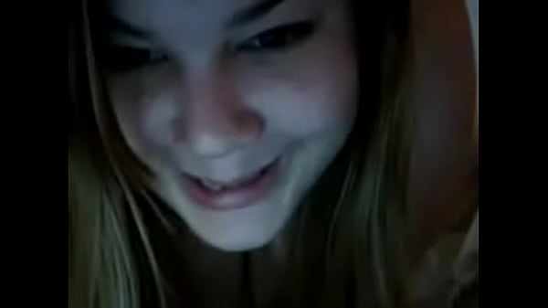 Hot Tatoo Slut Playing On Cam thumbnail