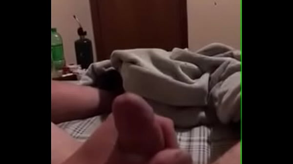 Play MP4 - Jacking off and cum