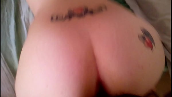 Me la meten de a perrito 