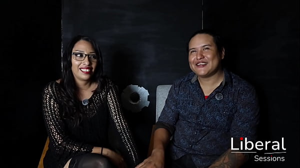 Lilith Hotwife Es Follada En Nuestro Glory Hole Enfrente De Su Esposo thumbnail