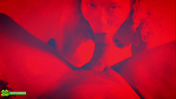 Nonton Lucky G Kween Bunny B - Red Light Special Pov Blowjob And Throat Fucking A Bbc thumbnail