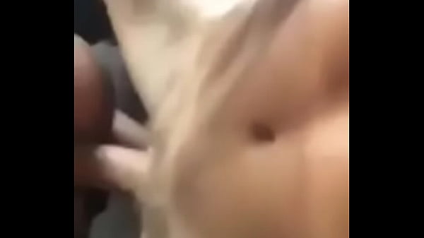 Caralho esse encaixou at&eacute_ o talo