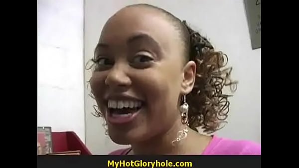 Sexy EbonyDeepthroats Gloryhole Dick 1