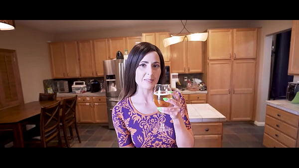 Overnight Fun With My Friend's Hot Mom thumbnail