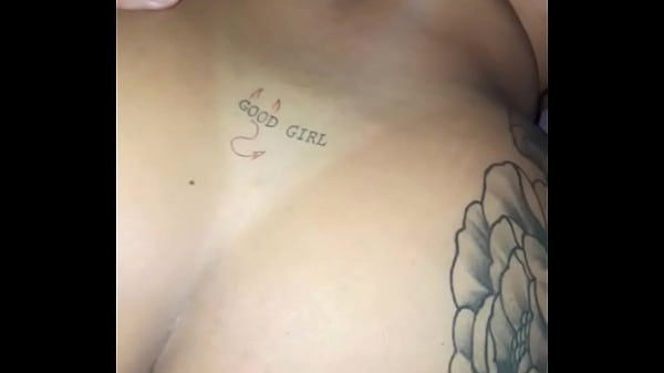 Play MP4 - Comendo amiga da esposa