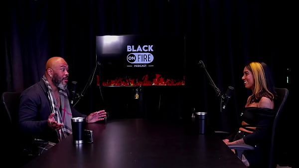 Play MP4 - Um cliente queria um fetiche criminoso&comma; outros queriam idos&comma; quer ser conhecida mundialmente&comma; e o menage que fez&period;&period;&period; - Nick Niquita &lpar;WATCH ON&colon; SHEER&sol;RED&rpar;