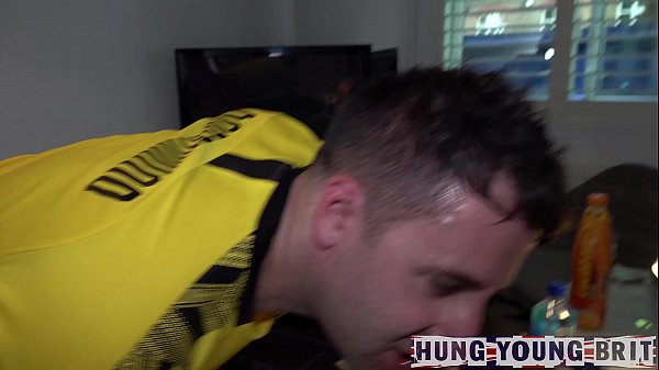 Oh that Boy Told he he Didn&rsquo;t believe in Condoms and had never used one (which made me Rock Solid in my pants) 