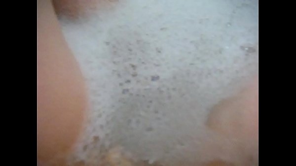 Annie Body_Bath Monster Comfy Bubles