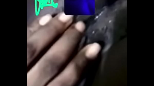 Camérounaiseà chaud pour une baiseratée