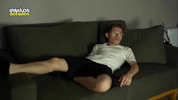 Play MP4 - O Invasor Dotado