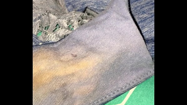 Tanga Tan Sucia Que Llega A Quedar Amarilla thumbnail