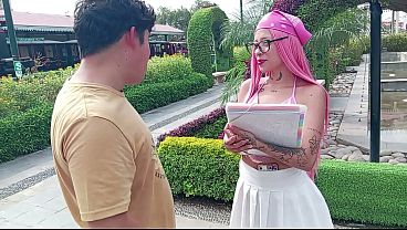 Joven Latina Cachonda Quieren Que Voten Por Ella A Cambio De Sexo thumbnail