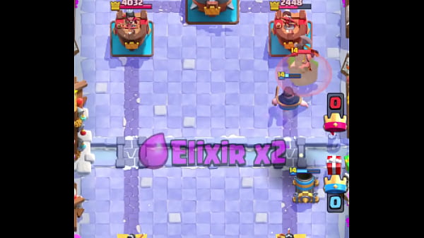 clash royale - espancando uma vadia
