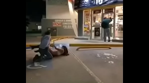 Bitch in Mexico_sucking_dick infront of_gas station