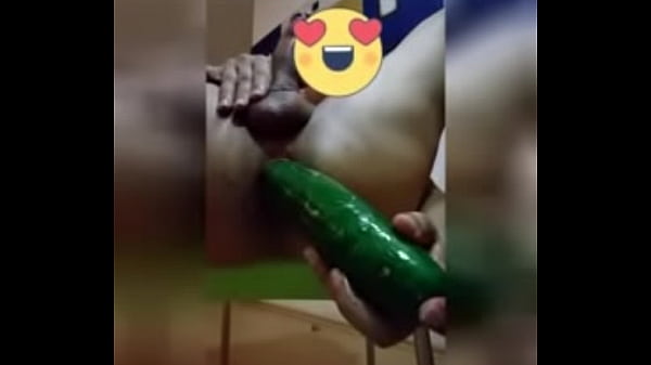 Masturbandome de manera deliciosa mi ano vibra 