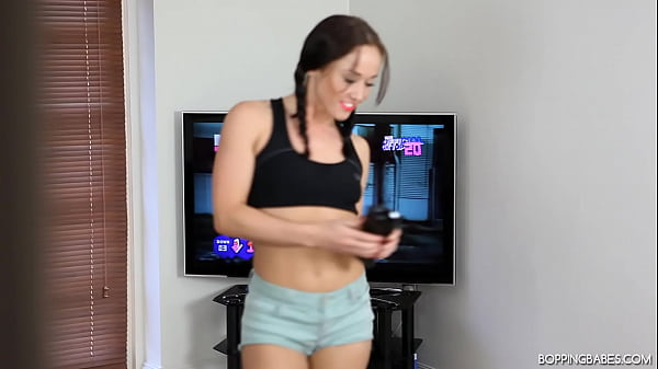 Kiki Devine - Voyeur Strip thumbnail