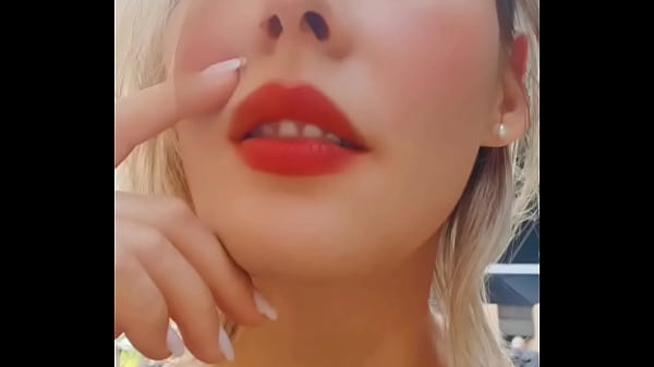 English below aujourd'hui est un grand jour pour moi apr&egrave;s trois ans de traitement j'ai retir&eacute; mon appareil 