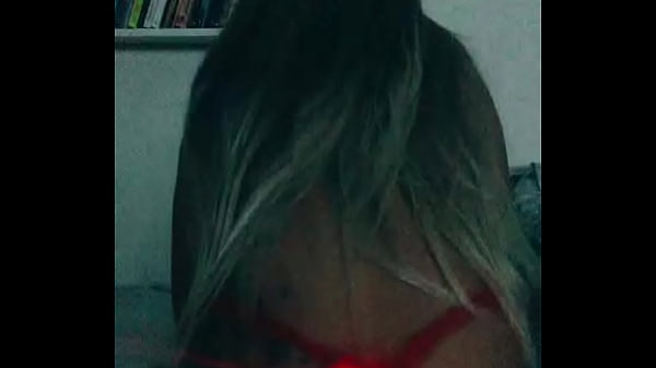 Esposa com plug no natal