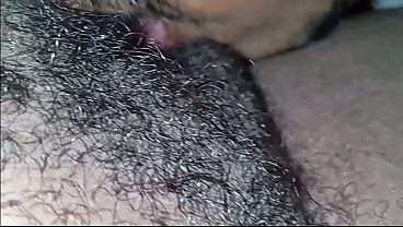 Nonton Noite Surpresa Para O Meio-irm&atilde;o! thumbnail