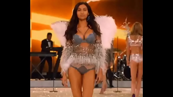 Nonton Vijayawada Aunties Are Available thumbnail