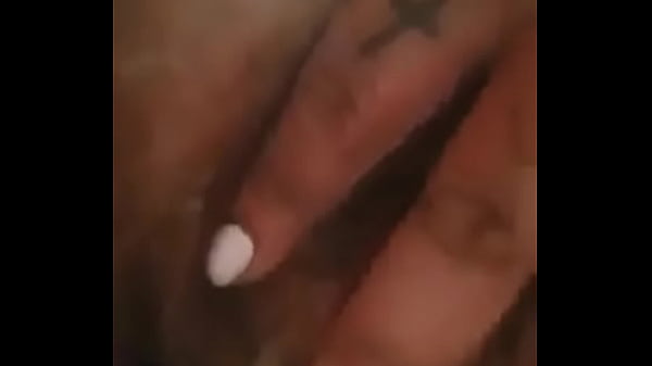 Mi putita se masturba para mi 2 parte
