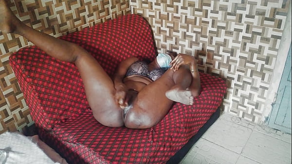 Play MP4 - Queensandypussy is in need&period;who want to fuck my creamy pussy