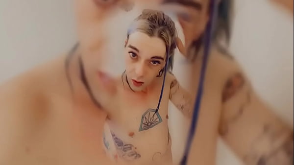 Sexy Girl Nude Showering thumbnail