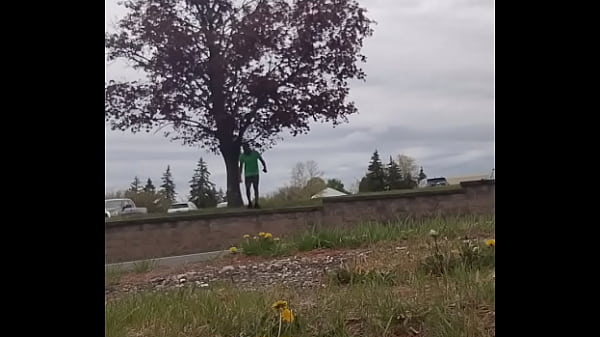 Play MP4 - Taking an exercise routine I learned indoors and privately practicing it outdoors 3