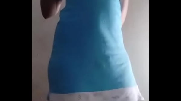 Play MP4 - Me quito el vestido para ustedes