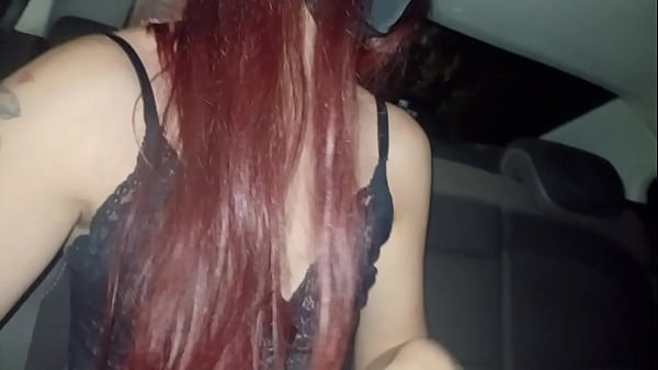 Play MP4 - "Marido n&atilde;o me come" Fui passear de uber sem calcinha e motorista pediu pra ver minha xota&excl; vagina