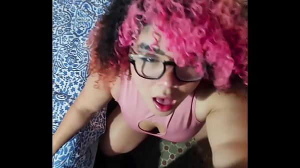 Play MP4 - Rebolando gostoso e mamando at&eacute; encher minha boquinha