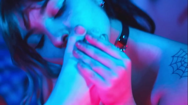 Play MP4 - Tiny Foot Sluts