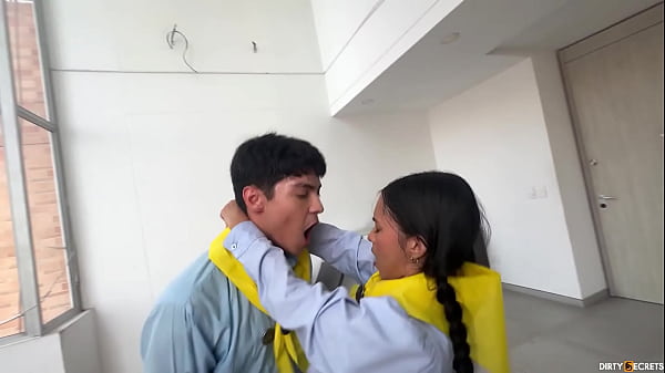 Play MP4 - I'M CAMPING&comma; EXPLORING EMMA ANTURIN'S VAGINA