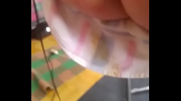 Play MP4 - Orinan dentro de m&igrave; - delicioso