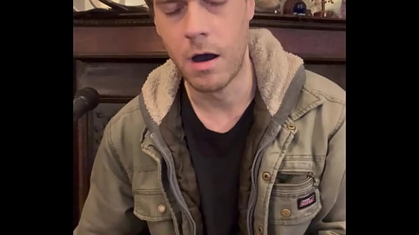 Play MP4 - Accidentally a jack off video