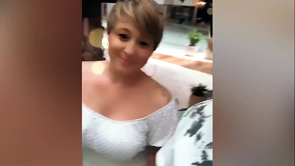 Play MP4 - Passeando com o Marid&atilde;o no Shopping encontramos um amigo e fomos nos divertir&excl;