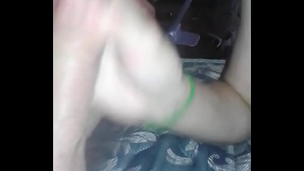 Petite french girl sucking 