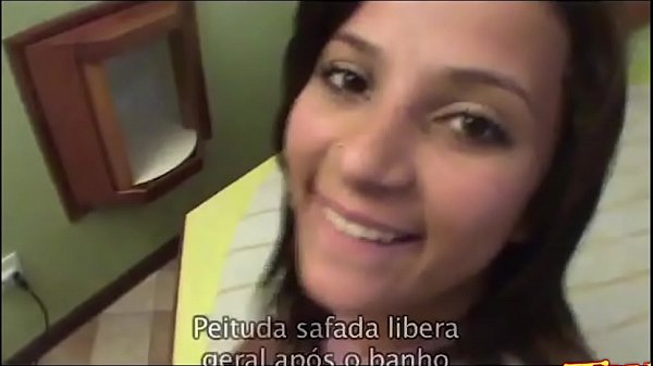 Play MP4 - Comi a estrela porn&ocirc; no banheiro - Suellen Machado