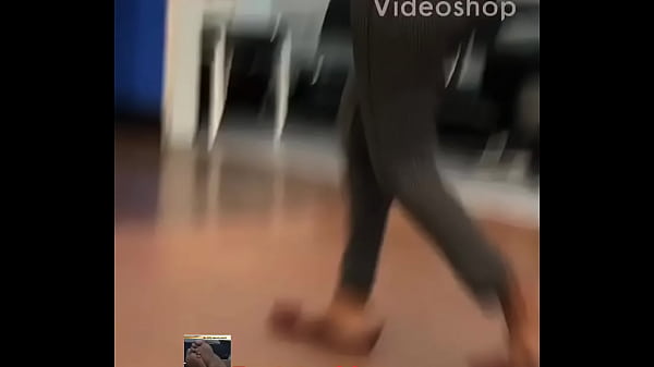 Nonton Slim Ebony Feet Soles Flopping thumbnail