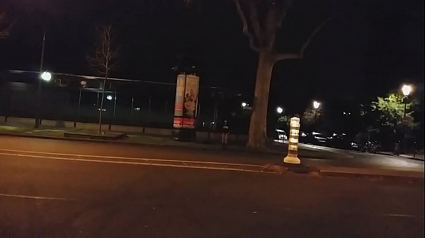 pute arabe sur le trottoir 