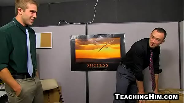 Two horny hunks taking turns giving each other head 