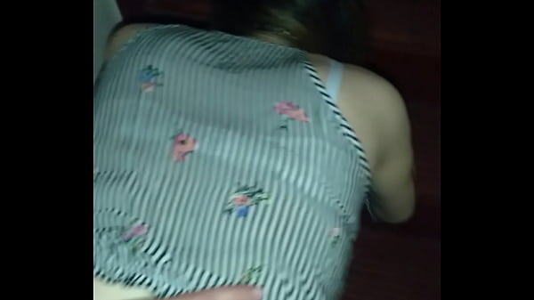 Play MP4 - Follando en la escalera